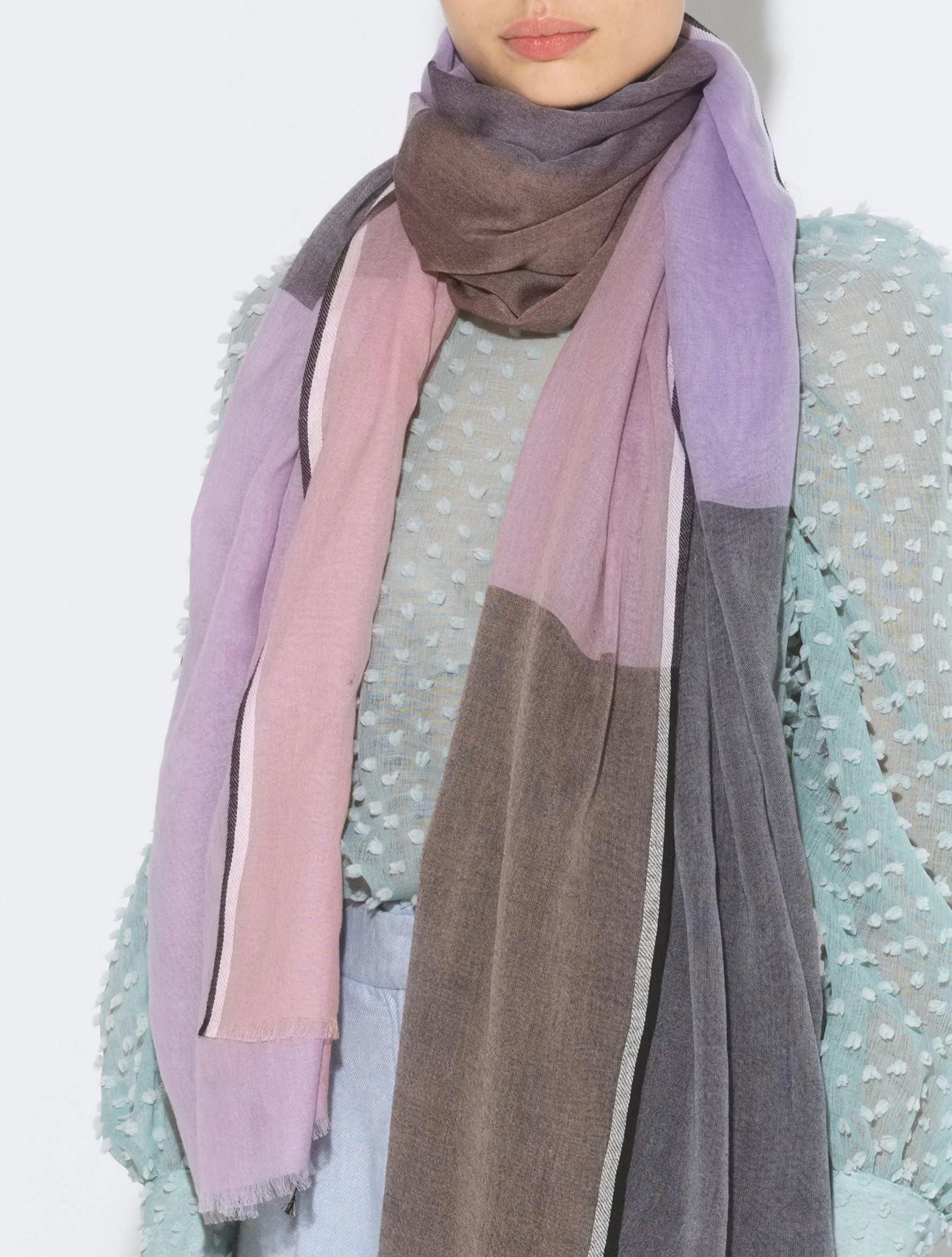 Vikko Cowea Scarf