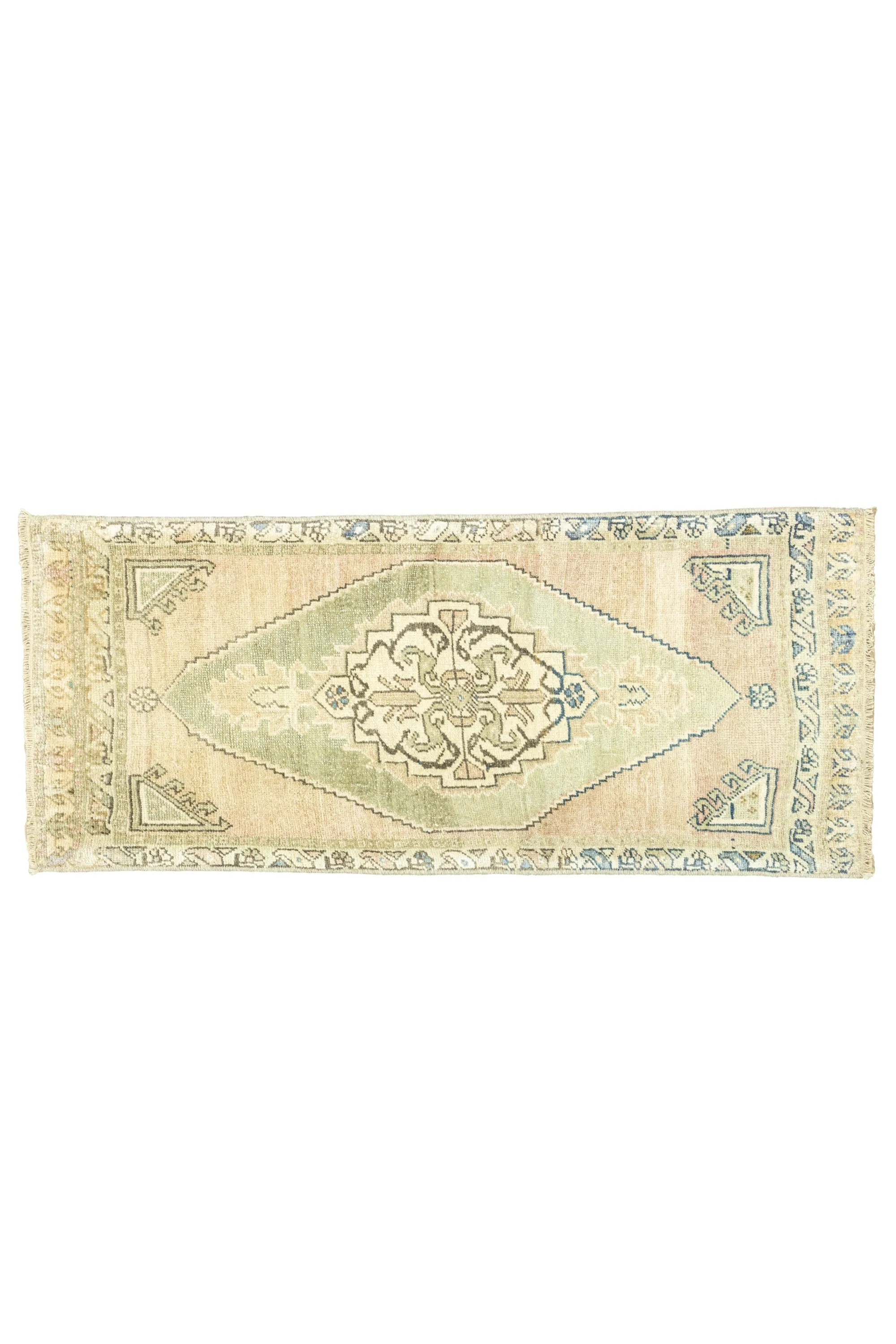 Vintage Turkish Mini Rug No. 652 | 1'6 x 3'8