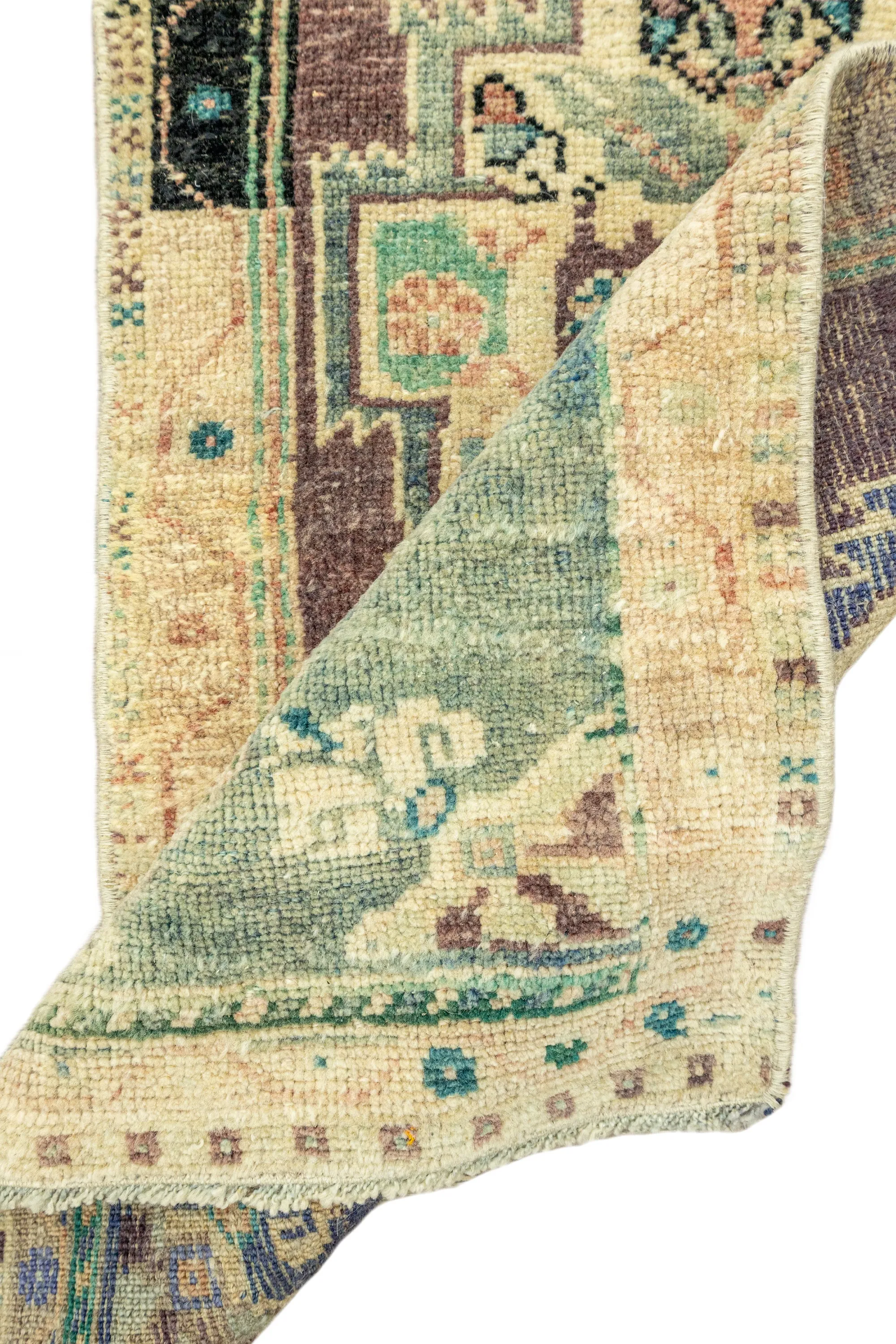 Vintage Turkish Mini Rug No. 689 | 1'7 x 2'11