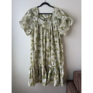 Vtg Winnie Fashion Hawaiian Muumuu Dress Size 2XL Tropical Floral Green Pockets