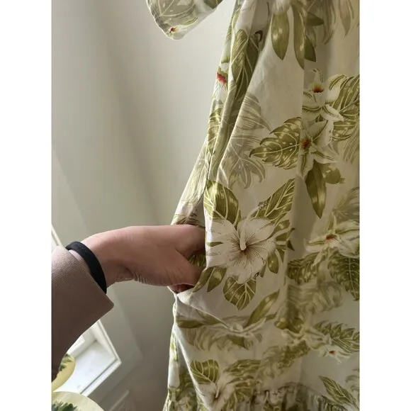 Vtg Winnie Fashion Hawaiian Muumuu Dress Size 2XL Tropical Floral Green Pockets