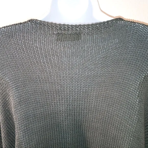 WOODIN SHIPS Gray Sweater with Script Design 60% Cotton 40% Acrylic